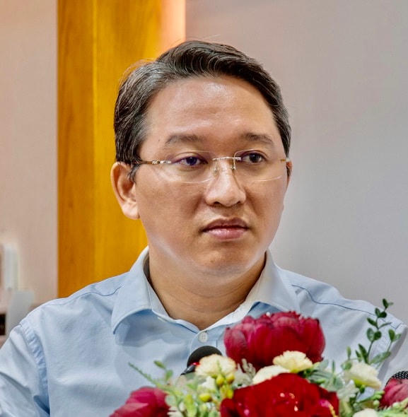 Bí thư Tỉnh ủy Khánh Hòa Nguyễn Hải Ninh phát biểu tại cuộc họp.