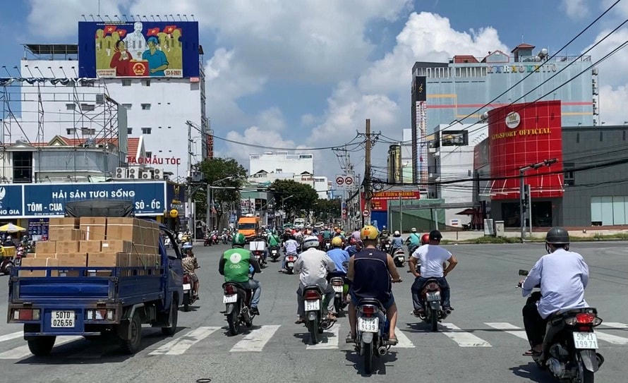 TP.HCM thiếu hụt mảng xanh, chất lượng sống giảm sút - Ảnh báo Tiền Phong.