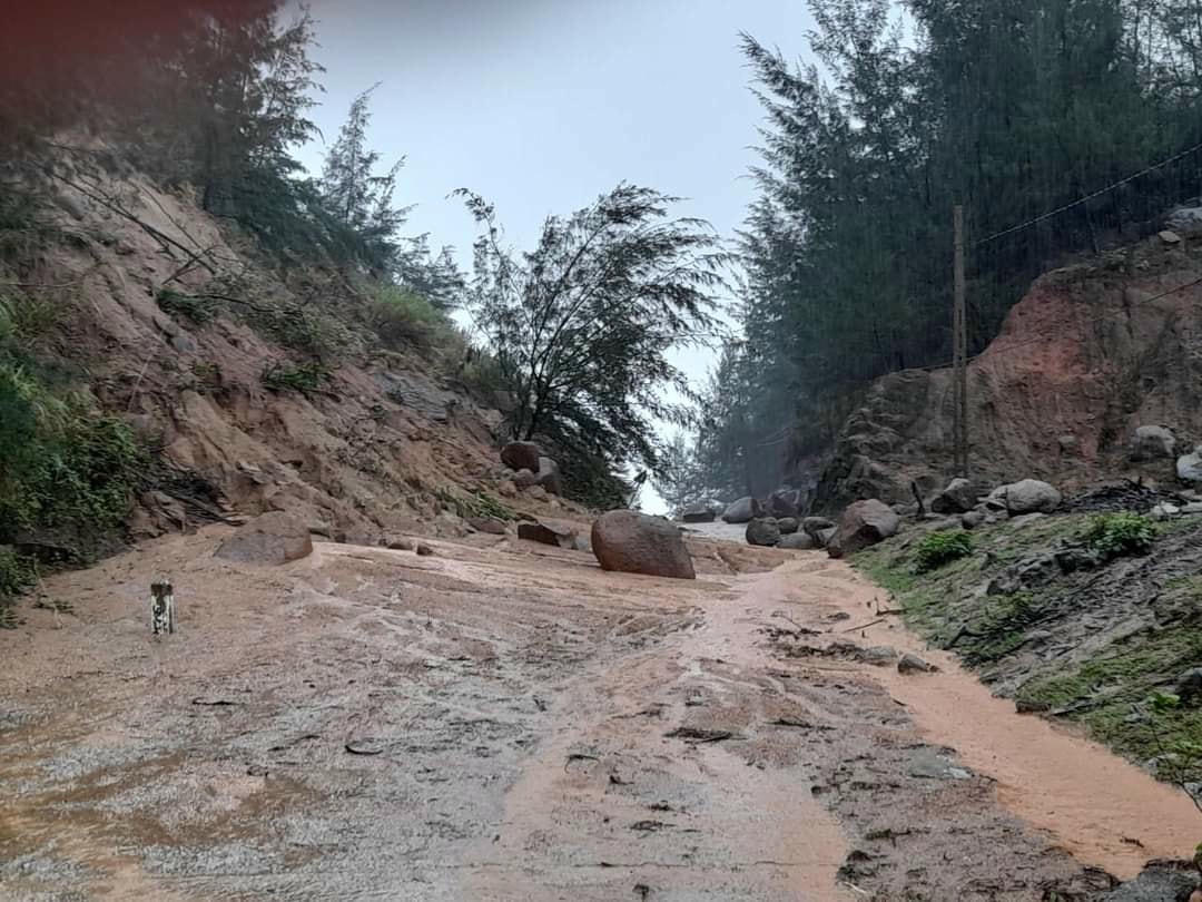 Điểm sạt lở ở xã Cẩm Lĩnh (huyện Cẩm Xuyên).