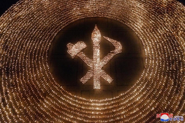 Triều Tiên không tổ chức các cuộc duyệt binh kể từ khi nhà lãnh đạo Kim Jong-un có cuộc gặp thượng đỉnh đầu tiên với Tổng thống Mỹ Donald Trump vào năm 2018.