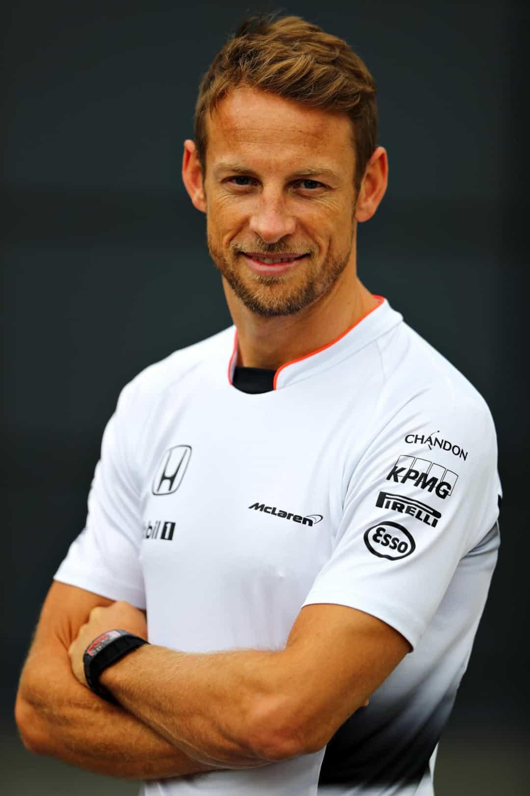 Tay đua người Anh Jenson Button đã giành chức vô địch thế giới năm 2009, làm nức lòng bao trái tim người hâm mộ.  