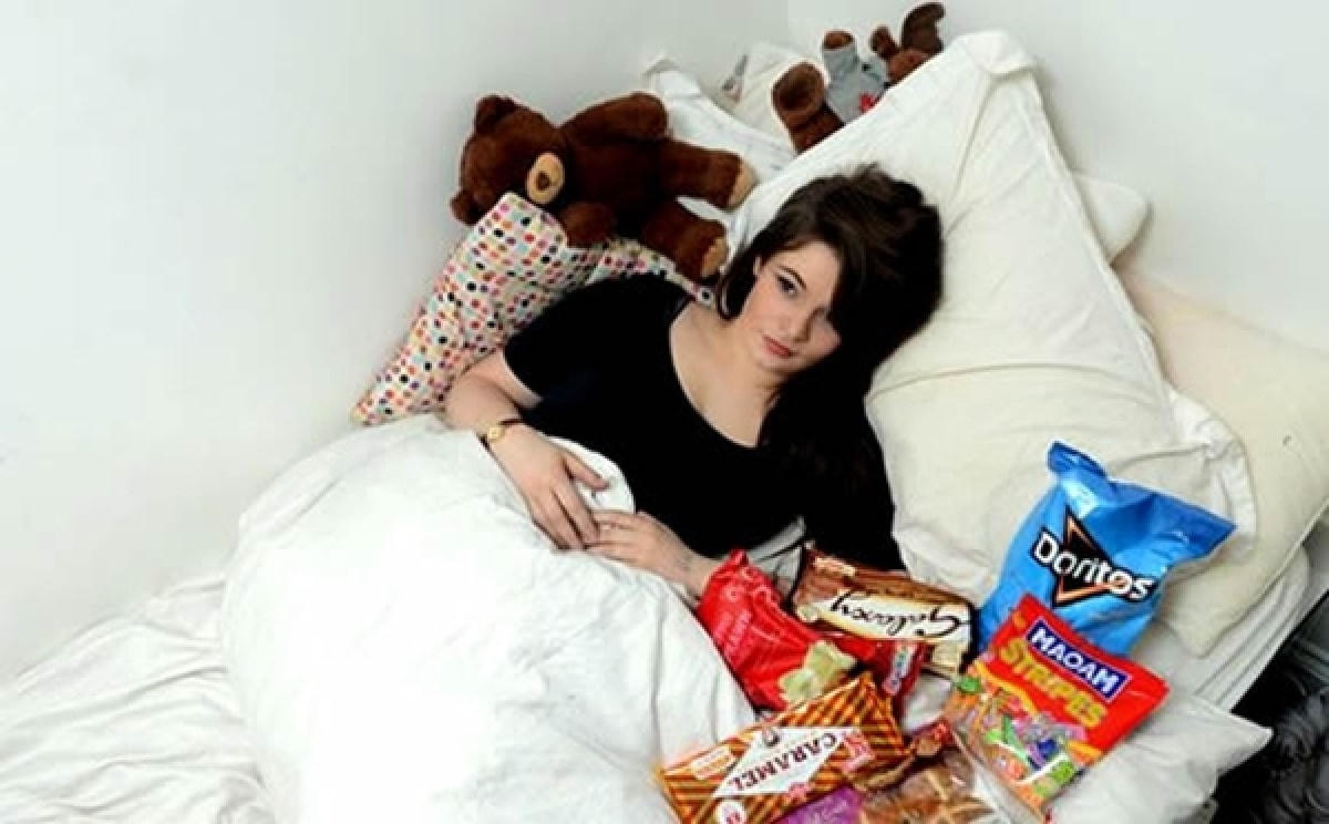 Vừa ăn no xong tuyệt đối không làm những điều này