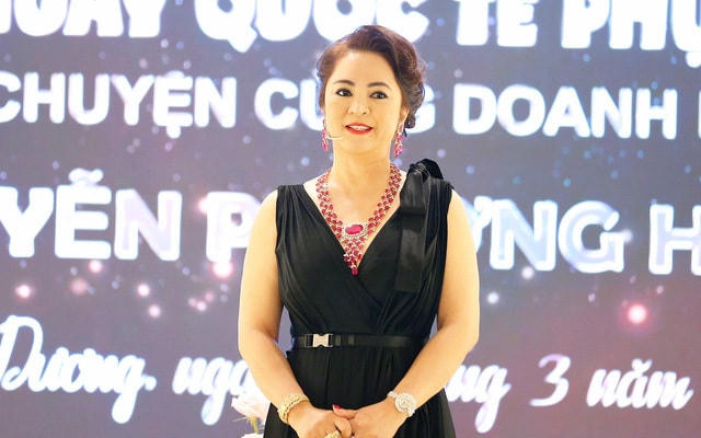 Nữ CEO Đại Nam cũng từng bị xử phạt vì cung cấp thông tin sai sự thật, xúc phạm uy tín của UBND tỉnh Bình Thuận và danh dự của Chủ tịch UBND tỉnh Bình Thuận trên sóng livestream.