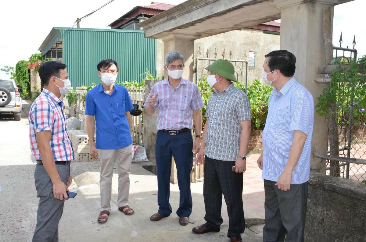 Ban chỉ đạo phòng chống dịch Covid-19 huyện Triêu Sơn chỉ đạo phòng dịch.