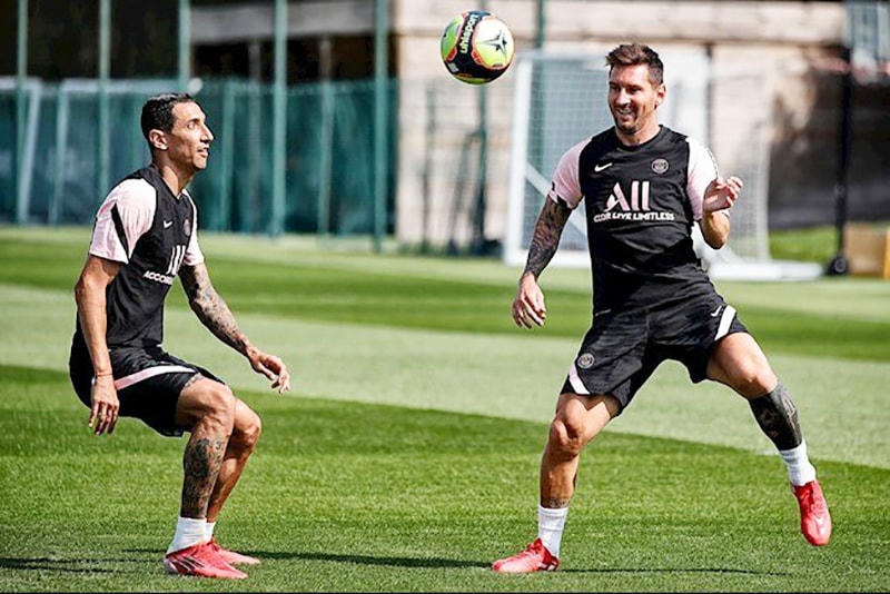 Các buổi tập của PSG nhận sự quan tâm lớn từ truyền thông quốc tế và người hâm mộ.