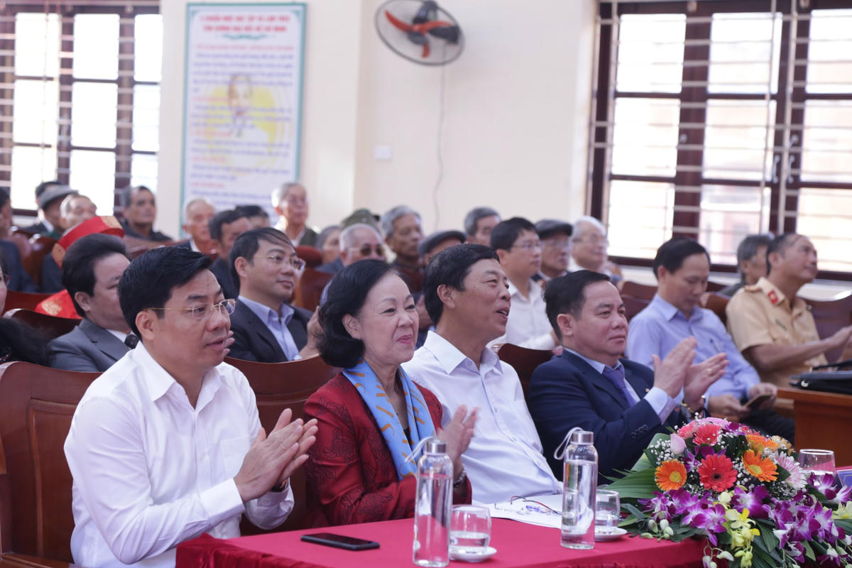 Các đại biểu tham dự ngày hội.