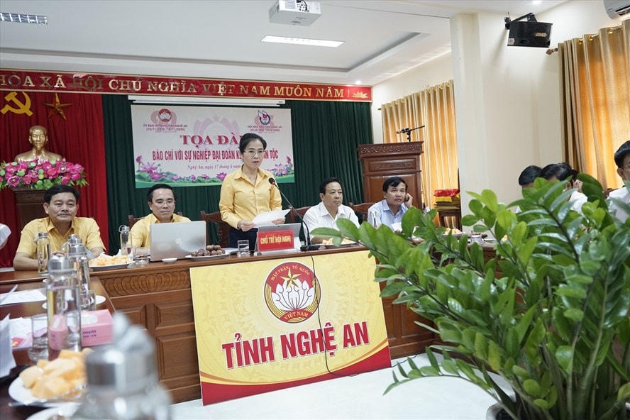 1.Ủy ban MTTQ tỉnh Nghệ An tổ chức tọa đàm “Báo chí với sự nghiệp Đại đoàn kết toàn dân tộc” nhân kỷ niệm 95 năm Ngày Báo chí cách mạng Việt Nam.