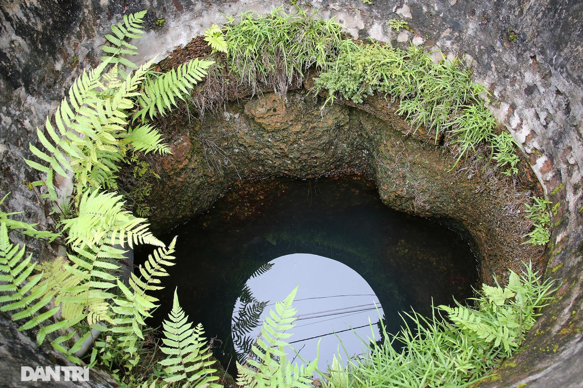 Đối với dân làng Yên Trường, giếng nước là linh thiêng, đều có các vị thần cai quản. Xưa người An Tràng ăn bằng nước giếng, đến nay dù có nước máy nhưng nhiều gia đình vẫn không thể bỏ được nguồn nước tự nhiên này. Giếng ở đây có tiếng là nước ngọt trong và tinh khiết nên nhiều người ở địa phương khác còn về đây lấy nước để làm tương.