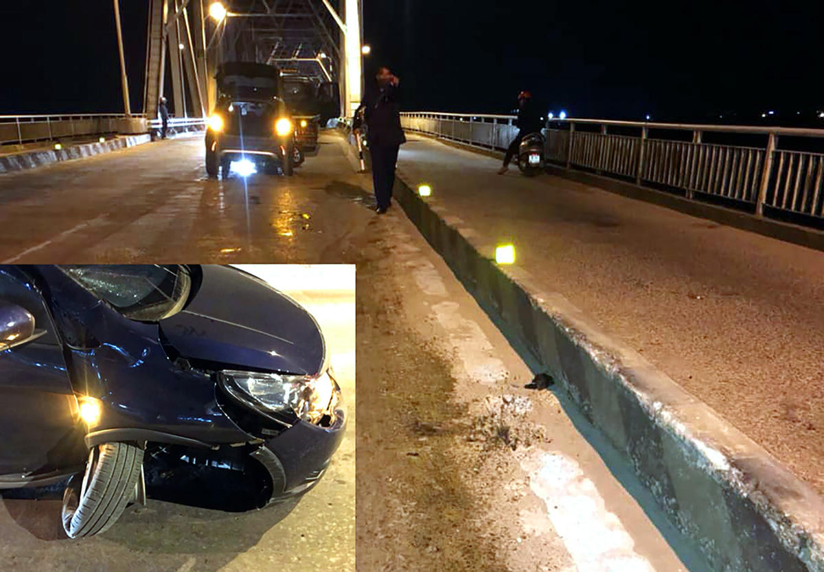 Chiếc Fadil với vết va chạm vào dải phân cách trên cầu Bến Thuỷ (Nghệ An).
