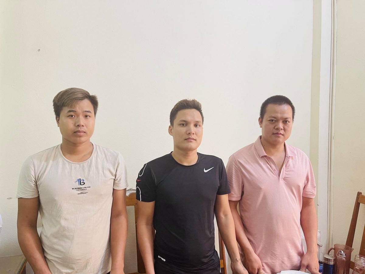 3 đối tượng cầm đầu đường dây cá độ ở Thạch Thành vừa bị bắt giữ.