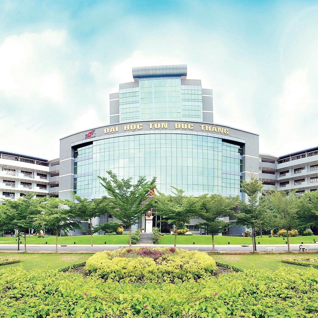 Trường ĐH Tôn Đức Thắng tại cơ sở 1 - TP HCM.