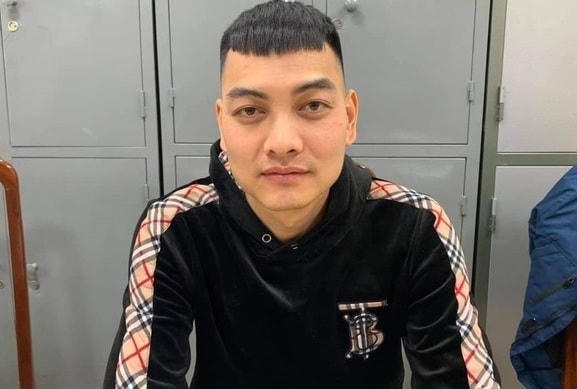 Đối tượng Hồ Văn Khoa tại cơ quan chức năng.