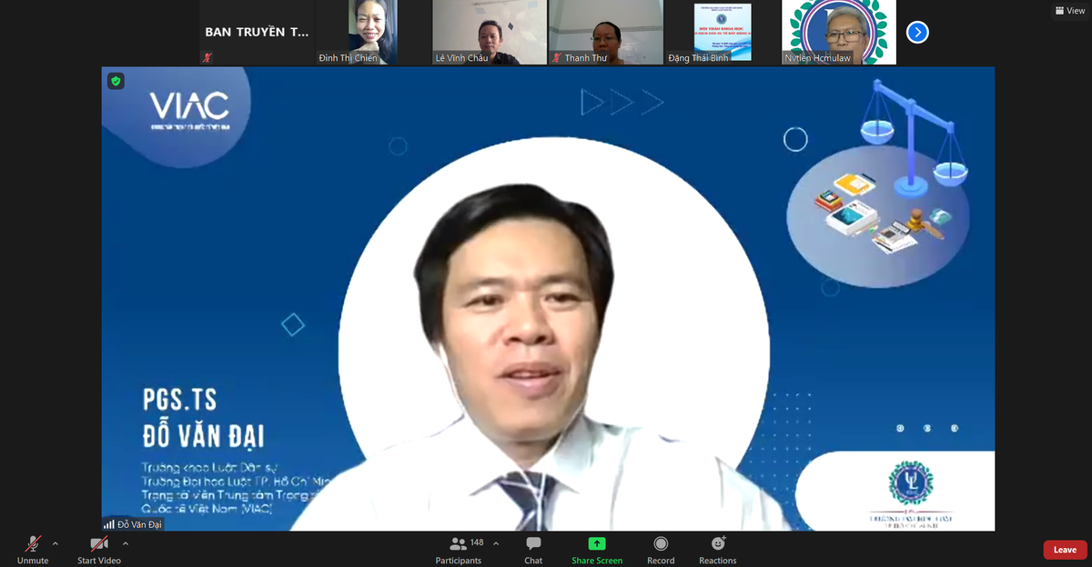 PGS.TS Đỗ Văn Đại, Trưởng khoa Luật Dân sự Trường Đại học Luật TP HCM chia sẻ tại Hội thảo khoa học trực tuyến.