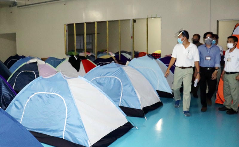 Cơ quan chức năng Đồng Nai kiểm tra một doanh nghiệp thực hiện phương án “3 tại chỗ”.