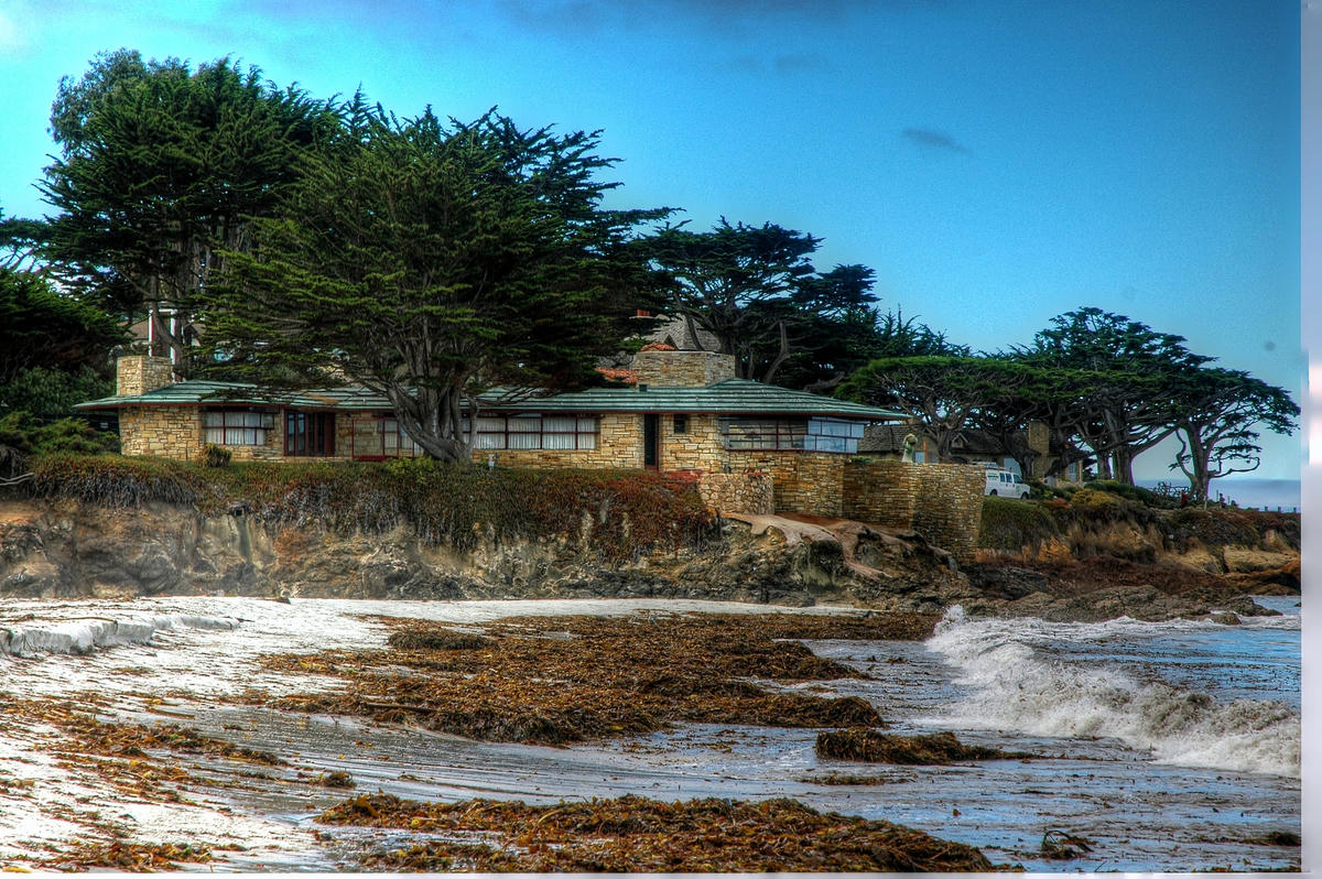 Ngôi nhà của bà Clinton Walker ở Carmel-by-the-Sea. Ảnh: CNN.