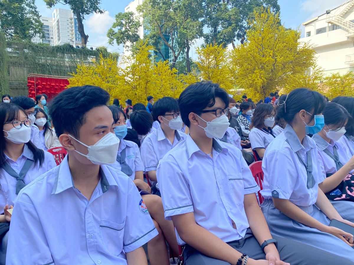 Do ảnh hưởng của dịch bệnh Covid-19, TP HCM ghi nhận nhiều học sinh mồ cô cha mẹ.