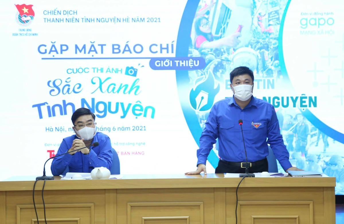 Quang cảnh buổi họp báo.