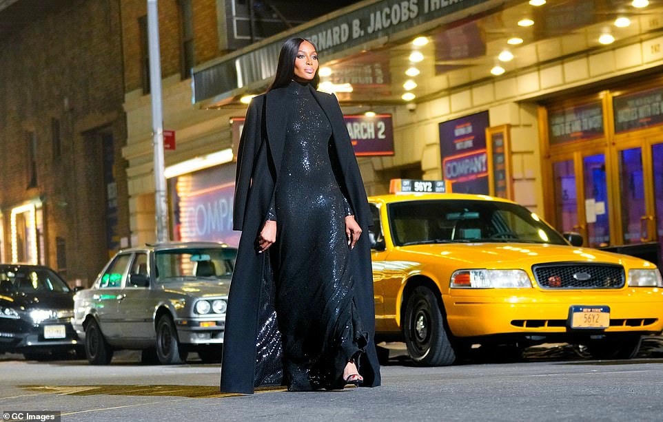 Vì dịch Covid-19, nhiều người mẫu đình đám gần như 