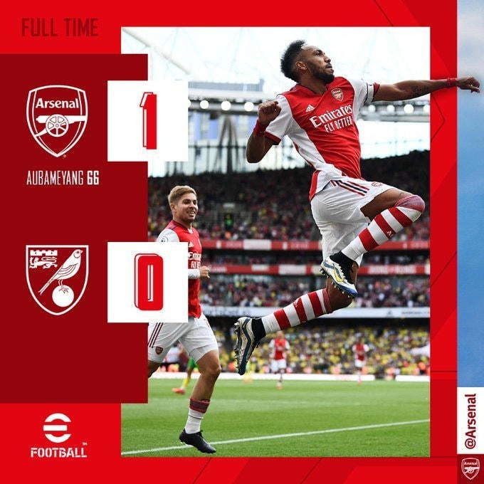 Aubameyang lập công giúp Arsenal tạm vượt qua khủng hoảng.