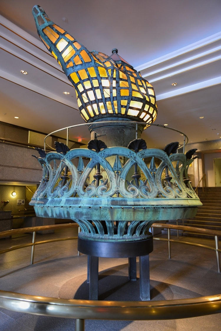 Ngọn đuốc nguyên bản.