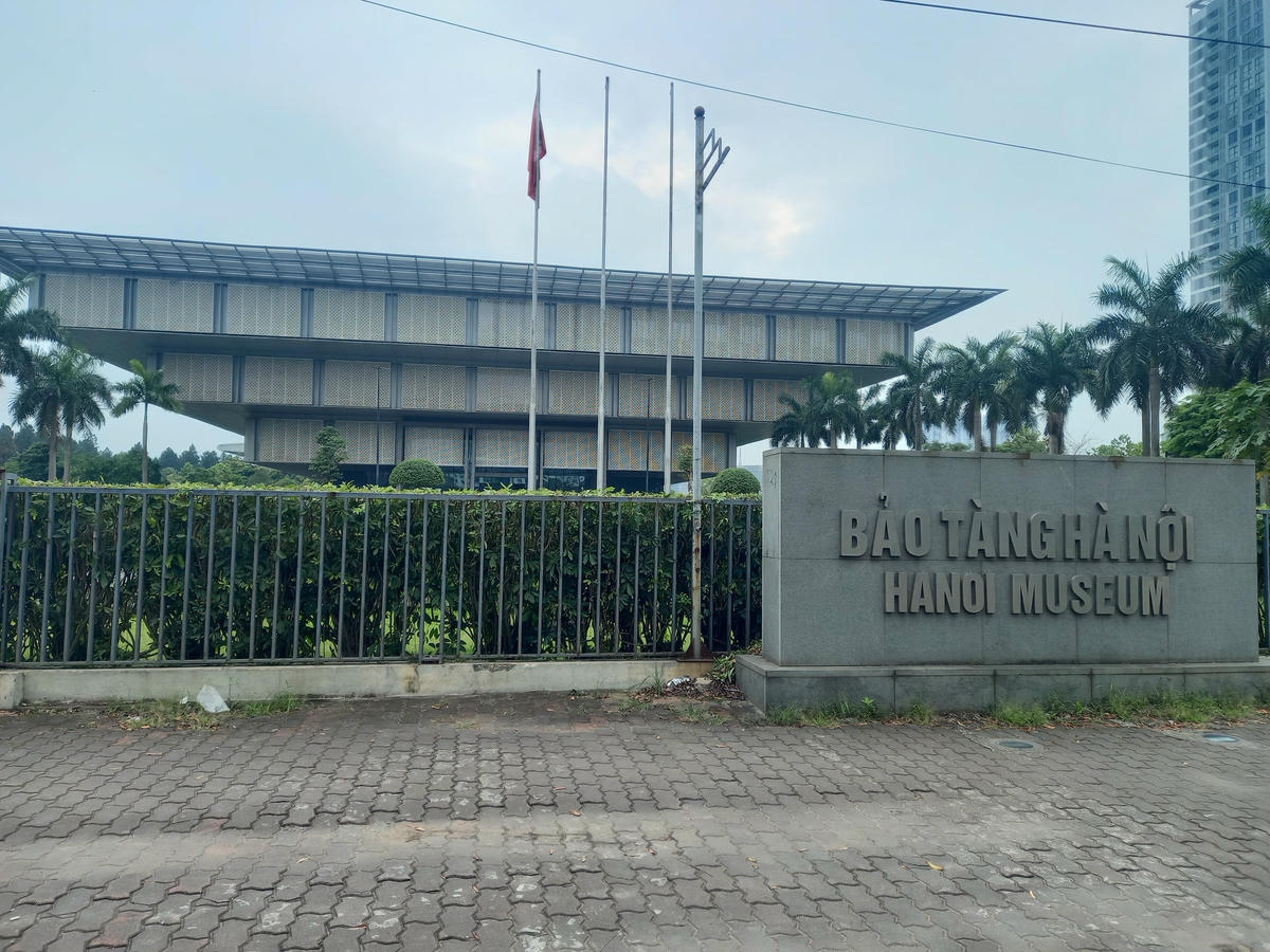 Bảo tàng Hà Nội vắng khách.
