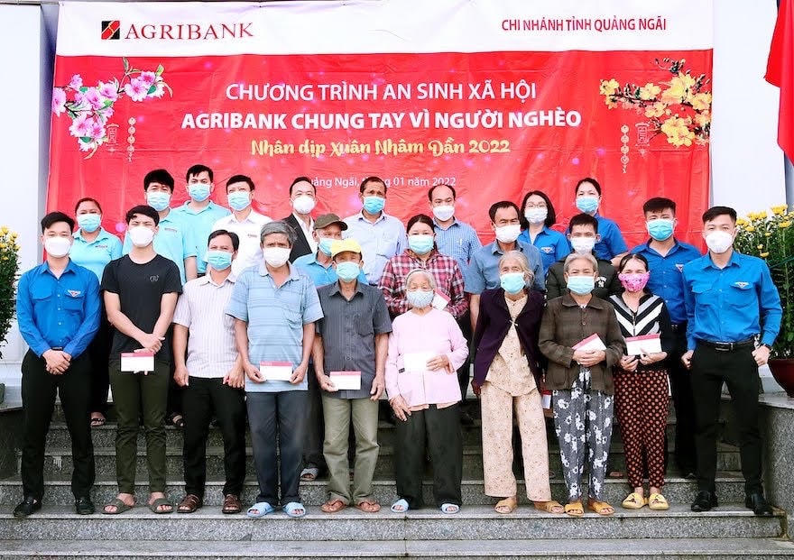 Kết nối các tấm lòng nhân ái, mang Tết sum vầy – Xuân bình an tới các em học sinh nghèo với mục tiêu “không để học sinh nào có hoàn cảnh khó khăn bị thiệt thòi, không có điều kiện đón Tết”