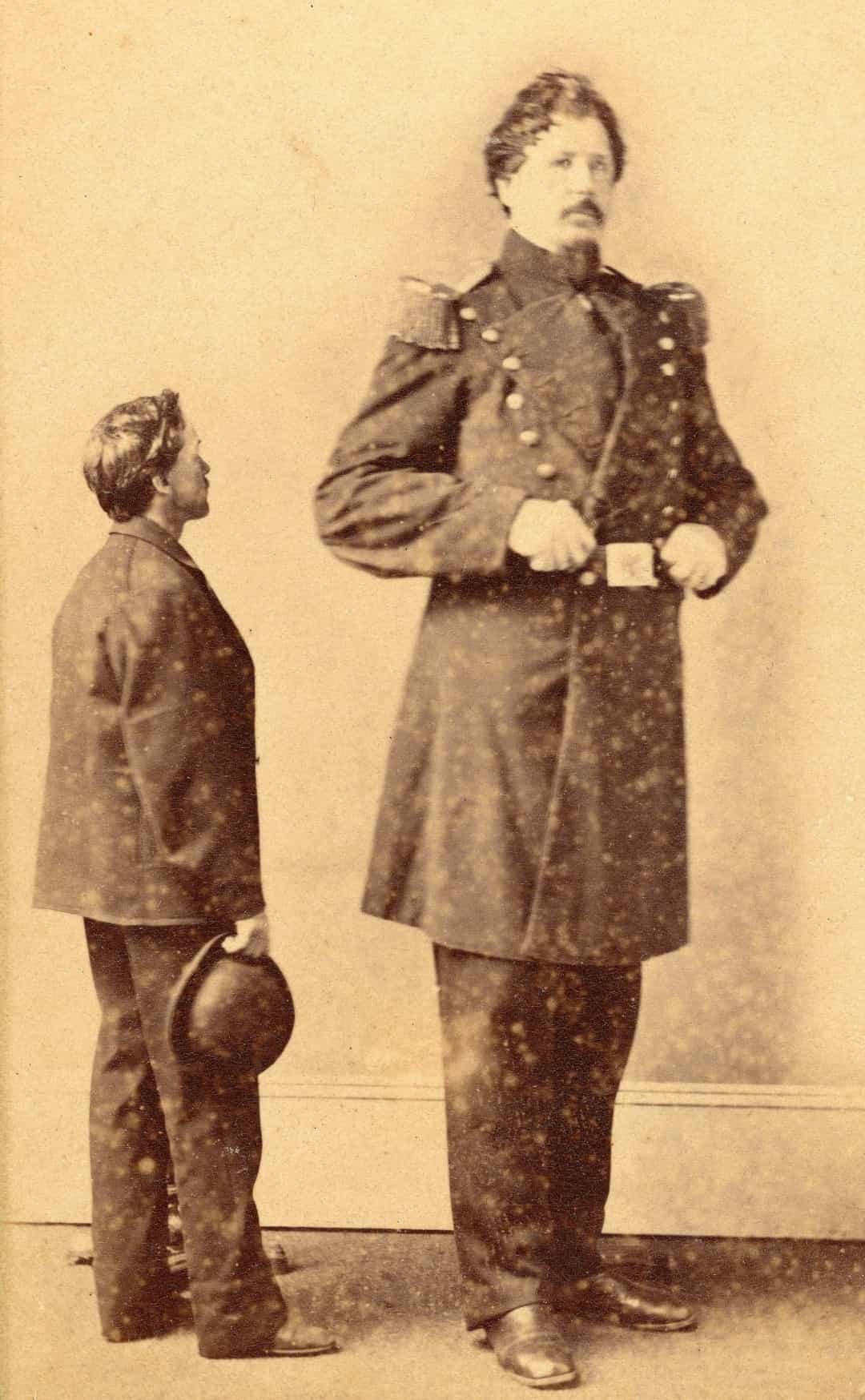 Những người ‘khổng lồ’