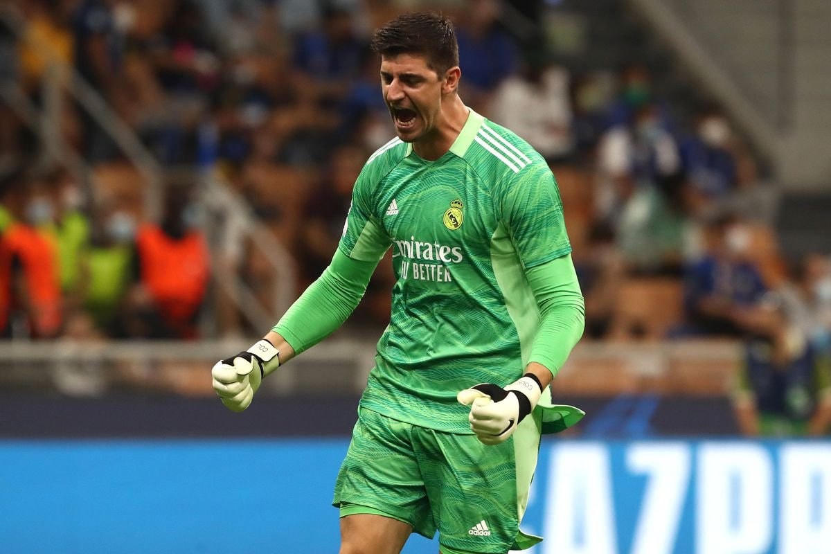 Thibaut Courtois xuất sắc giữ sạch lưới cho Real Madrid.
