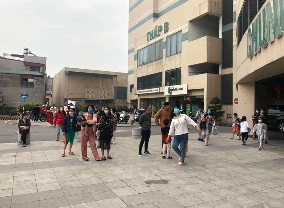 Đám cháy xảy ra tại một căn hộ thuộc tầng 9, tòa B chung cư Mipec Long Biên.