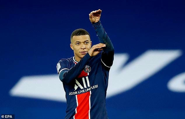 Mbappe mở tỷ số ở phút 34 sau đường chuyền của Di Maria.