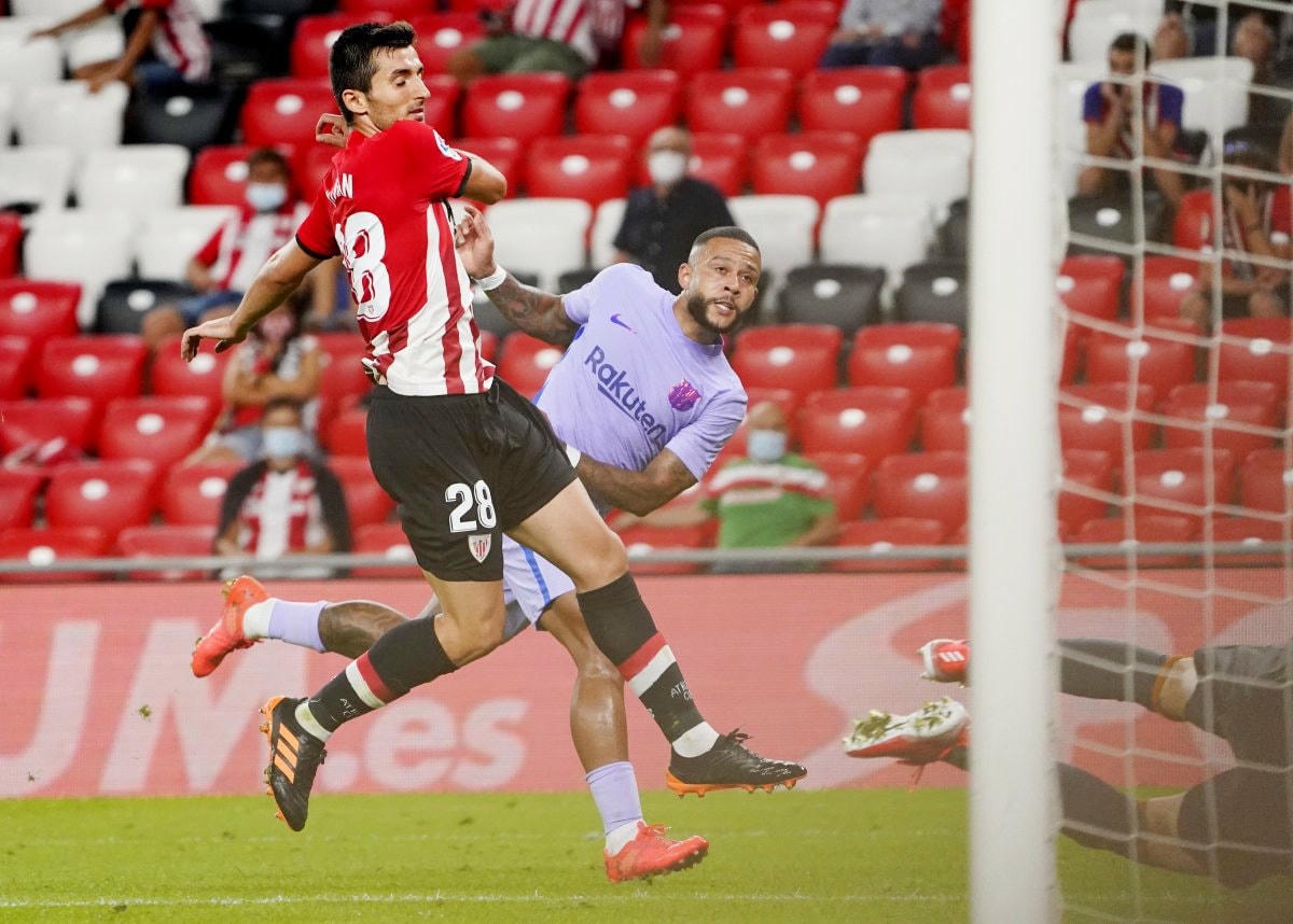 Hàng công của Barca vẫn chưa khỏa lấp được khoảng trống mà Messi để lại.