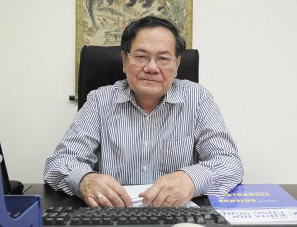 GS Đặng Ứng Vận.