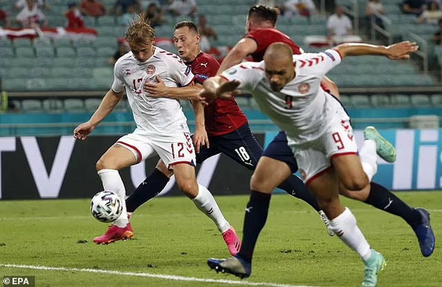 Đan Mạch đi tiếp bằng màn trình diễn ấn tượng trước CH Czech