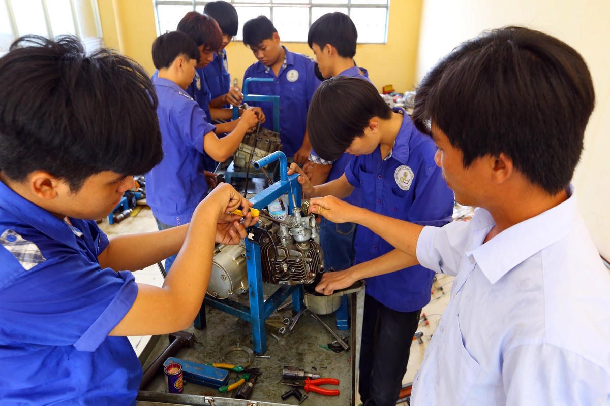Hướng tới chuẩn đầu ra các trình độ nghề. Ảnh: Mạnh Dũng.