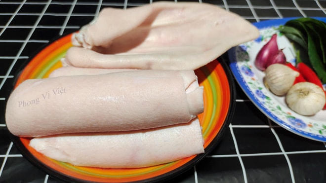 Món bì heo ngâm mắm ngon giòn sật sật đãi khách