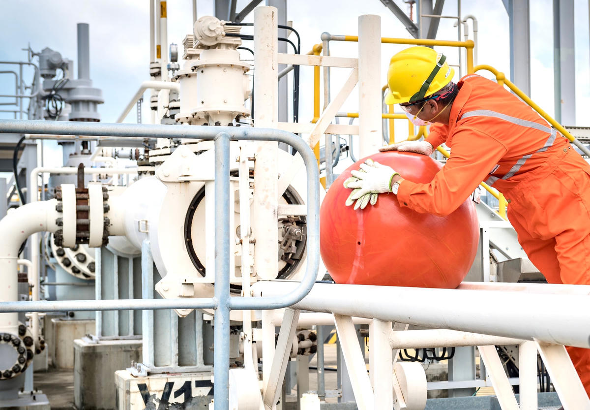 2.Người lao động làm chủ công trình khí ngay trong mùa dịch bệnh