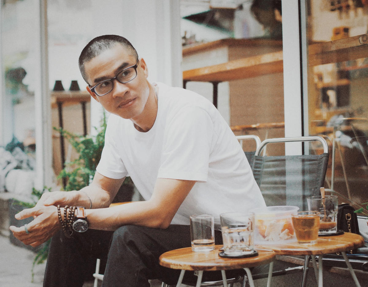 Nhà thơ Nguyễn Phong Việt.