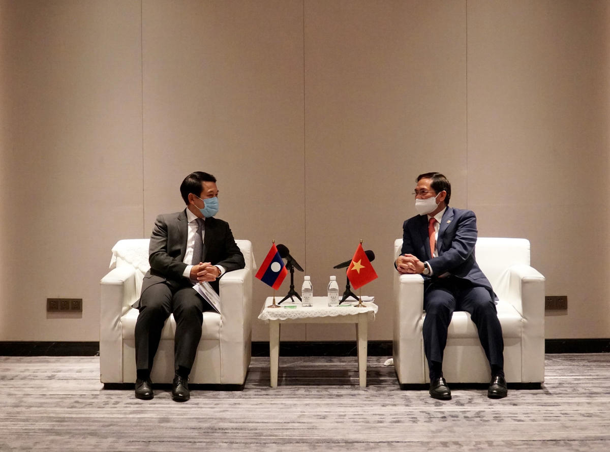 Hai Bộ trưởng trao đổi tăng cường hợp tác song phương