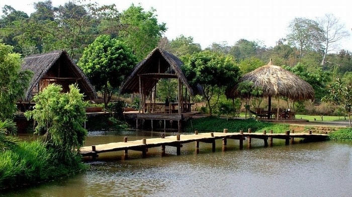 Điểm Di lịch Buôn Ako Dhong.