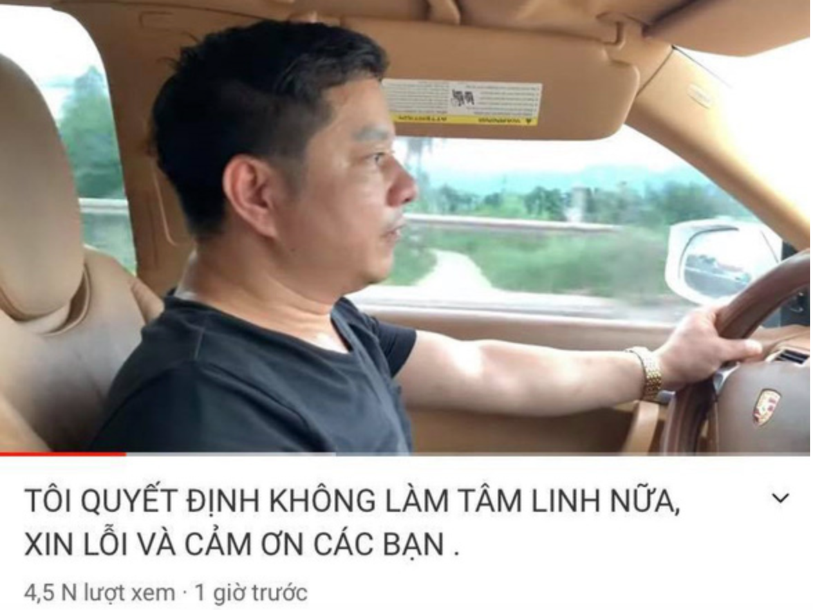 Người tự xưng "trấn yểm" Covid-19 đăng clip tuyên bố không làm tâm linh. Ảnh: T.Đ.