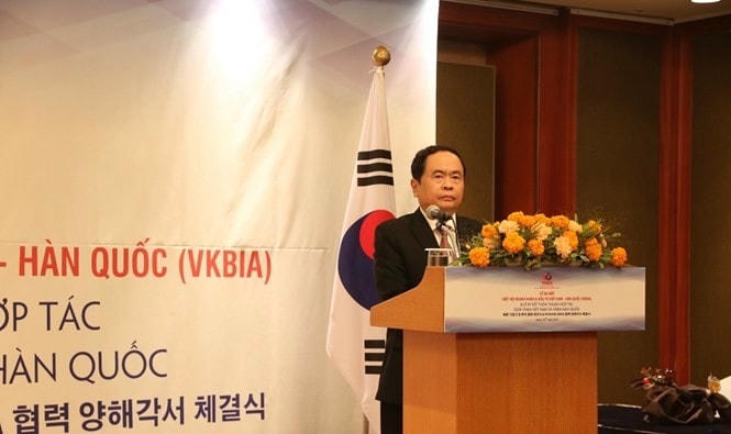 Bí thư Trung uwong Đảng, Chủ tịch UB TƯ MTTQ Việt Nam Trần Thanh Mẫn phát biểu chào mừng, giao nhiệm vụ tại lễ ra mắt VKBIA tháng 9/2019 tại Hàn Quốc