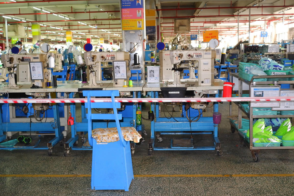 Một phần Công ty TNHH PouYuen Việt Nam tại TP HCM tạm thời bị phong tỏa