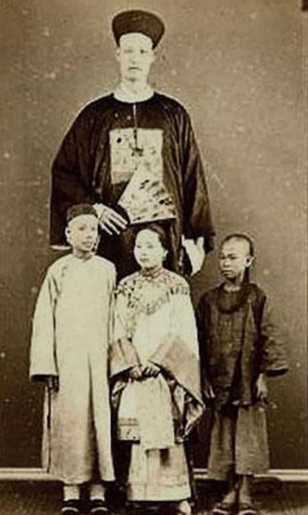 Những người ‘khổng lồ’