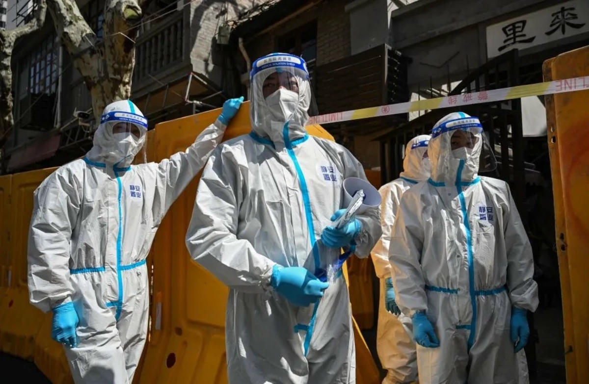 Thành phố Thượng Hải đóng cửa kiểm dịch. Ảnh: Time.