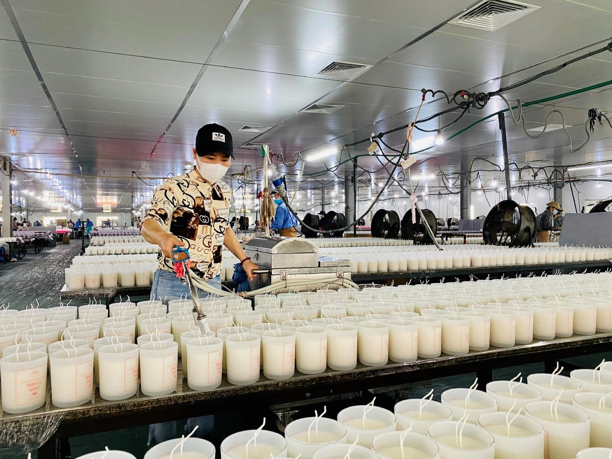 Tình hình hoạt động sản xuất tại đây đã được cải thiện đáng kể, mùi hương bay ra ngoài không khí đã được kiểm soát tốt.