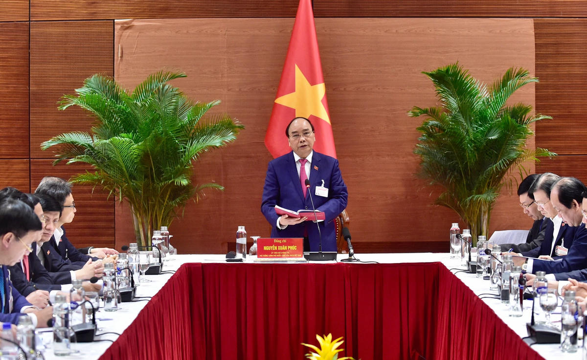 Quang cảnh cuộc họp