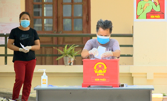 Tỷ lệ cử tri tỉnh Ninh Bình đi bầu đạt 99,57%, cao nhất từ trước tới nay