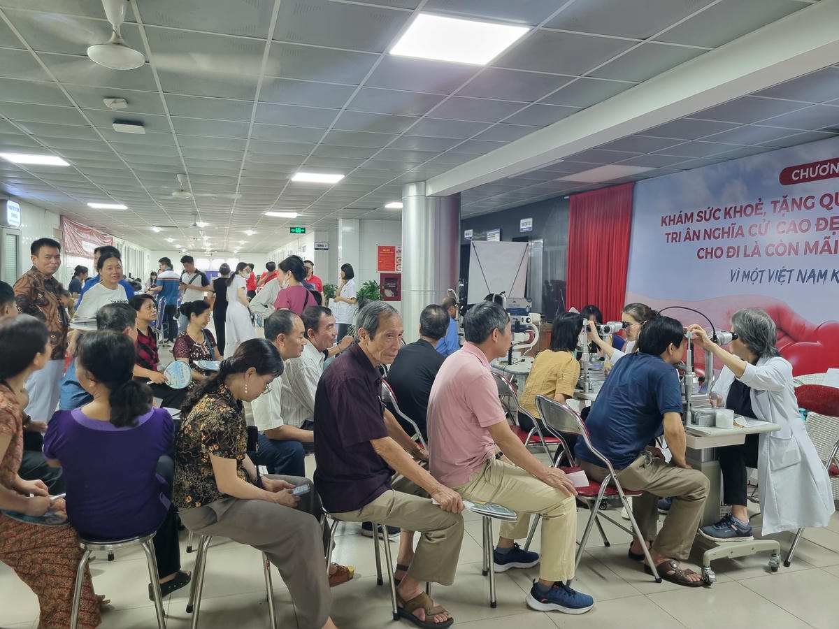 Từ năm 2026: Người dân sẽ được khám sức khỏe định kỳ miễn phí