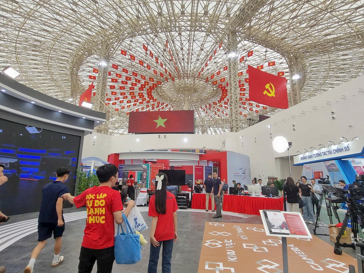 Một góc khu trưng bày văn hóa tại Triển lãm thành tựu 80 năm đất nước. Ảnh: BTC.