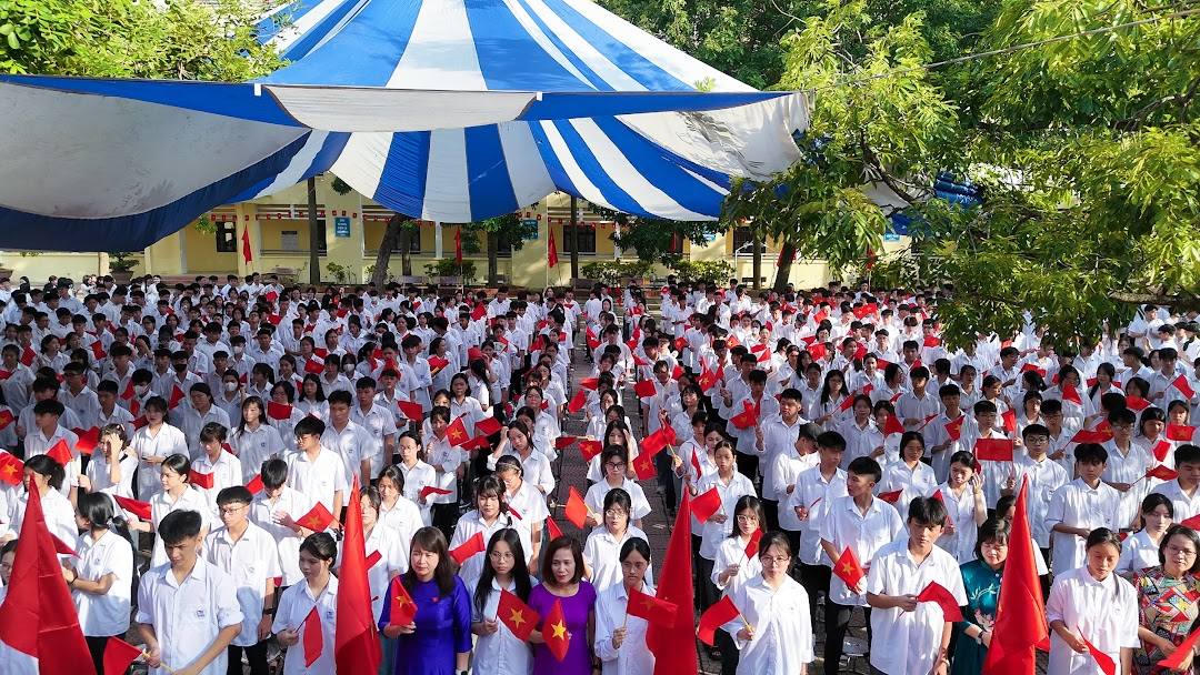 Lễ khai giảng tại Trường THPT Hai Bà Trưng (phường Phúc Yên, tỉnh Phú Thọ). Ảnh: NTCC 